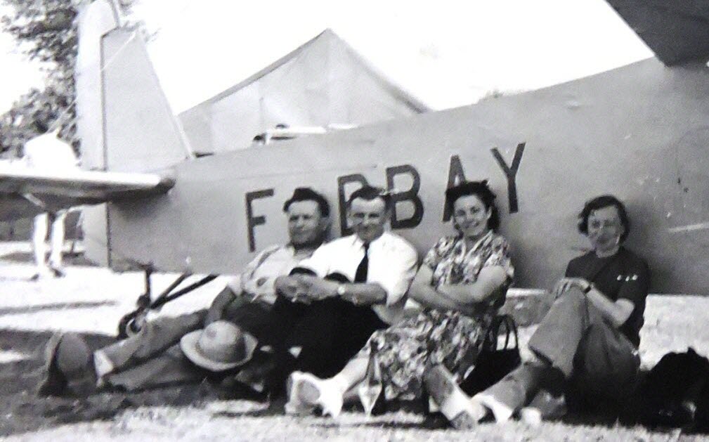 découvrez l'âme aéro-club, un espace dédié aux passionnés d'aviation où l'enthousiasme et la camaraderie se rejoignent. rejoignez-nous pour des expériences inoubliables dans le ciel, des formations de pilotage aux événements de rencontres entre pilotes. plongez dans l'univers fascinant de l'aviation et partagez votre passion avec des amateurs tout aussi passionnés.