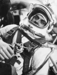 découvrez la vie et l'héritage de vladimir komarov, le premier cosmonaute soviétique à périr dans l'espace. explorez son parcours inspirant, ses contributions à l'exploration spatiale et son impact durable sur l'aérospatiale.